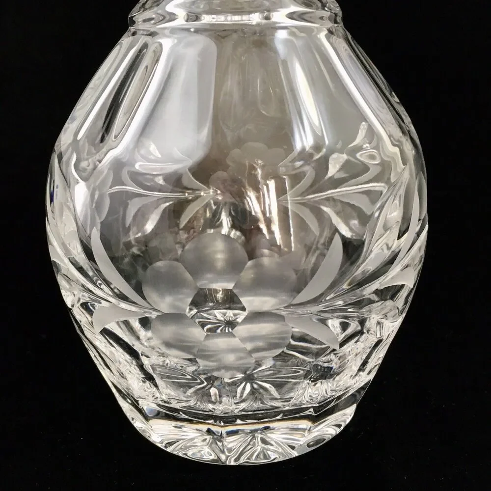 Gorham Crystal Wine Decanter 11” Tall “Spring Meadow” Clear